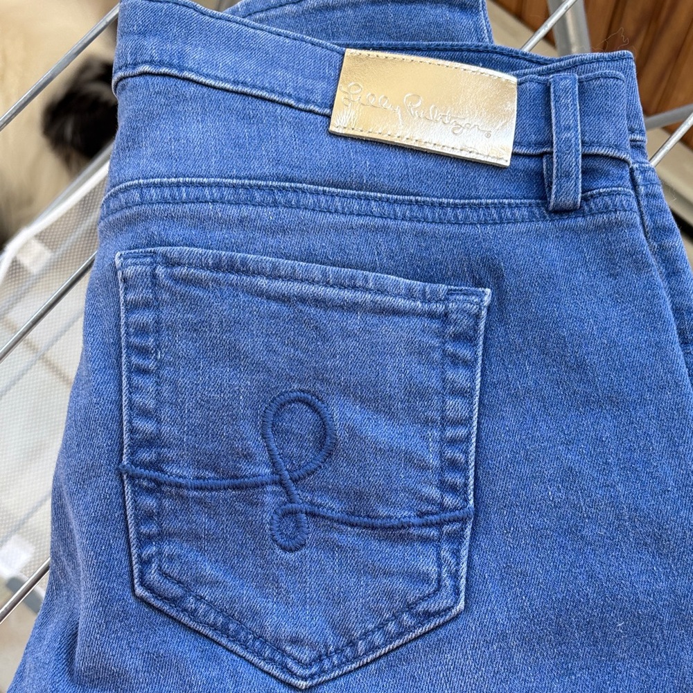 Lilly Pulitzer Women's Denim Jeans with Gold Accent - Picture 5 of 6